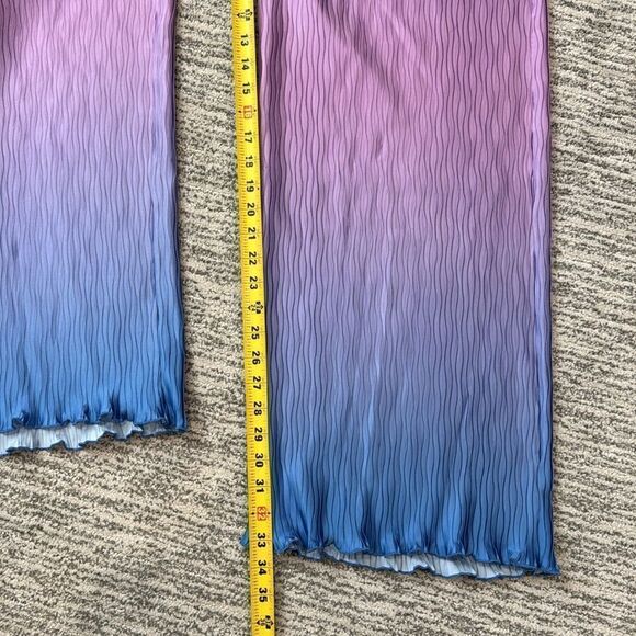 NWT SIMKHAI Dante Ombre Wide Leg Pant in Sheer Lilac Ombre Large Revolve - Picture 10 of 13